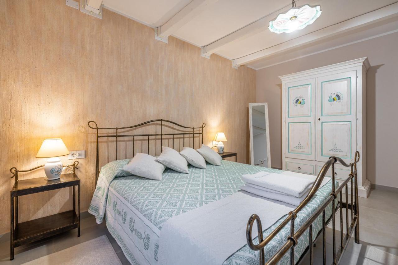 Villa Sa Rocca Junior & Suite Chia Eksteriør billede