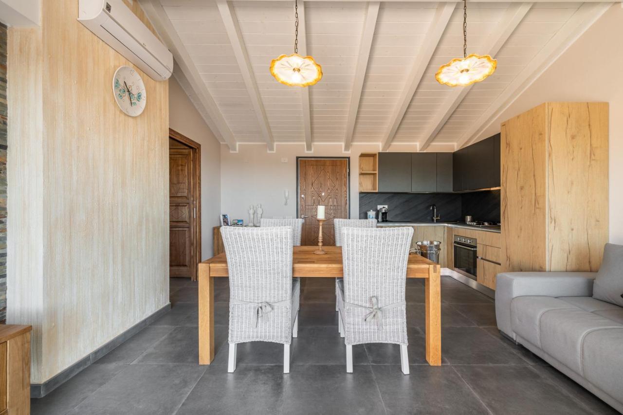 Villa Sa Rocca Junior & Suite Chia Eksteriør billede