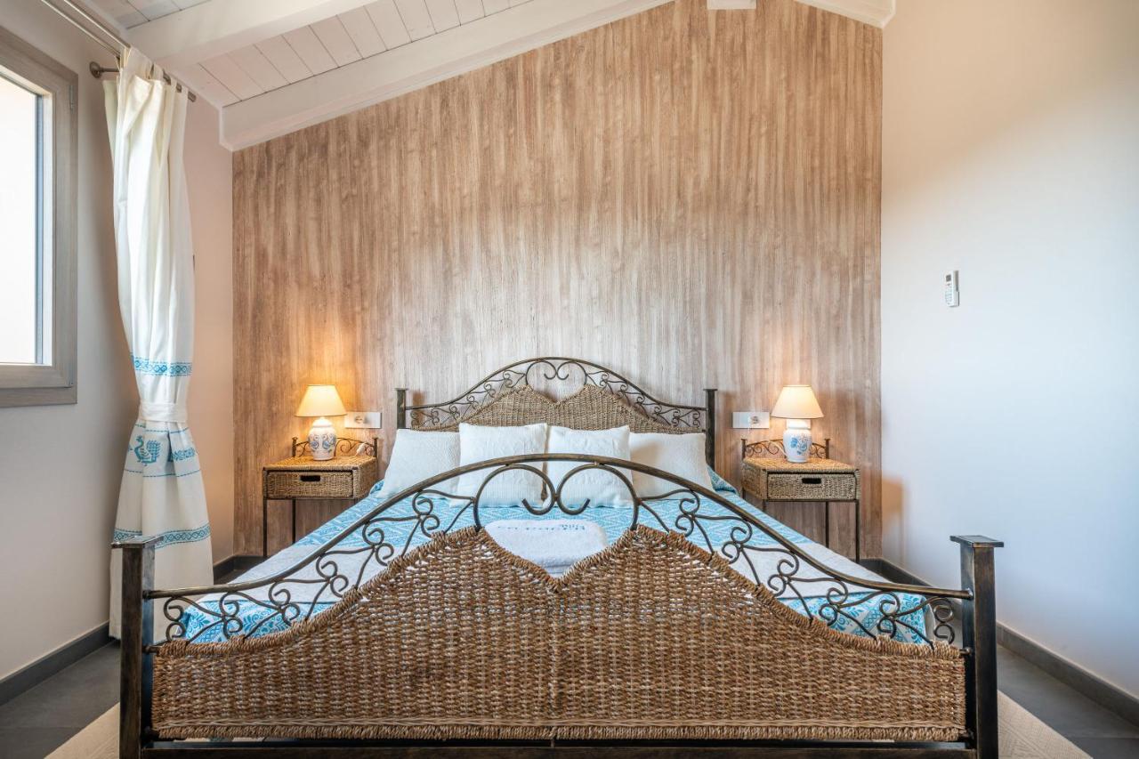 Villa Sa Rocca Junior & Suite Chia Eksteriør billede